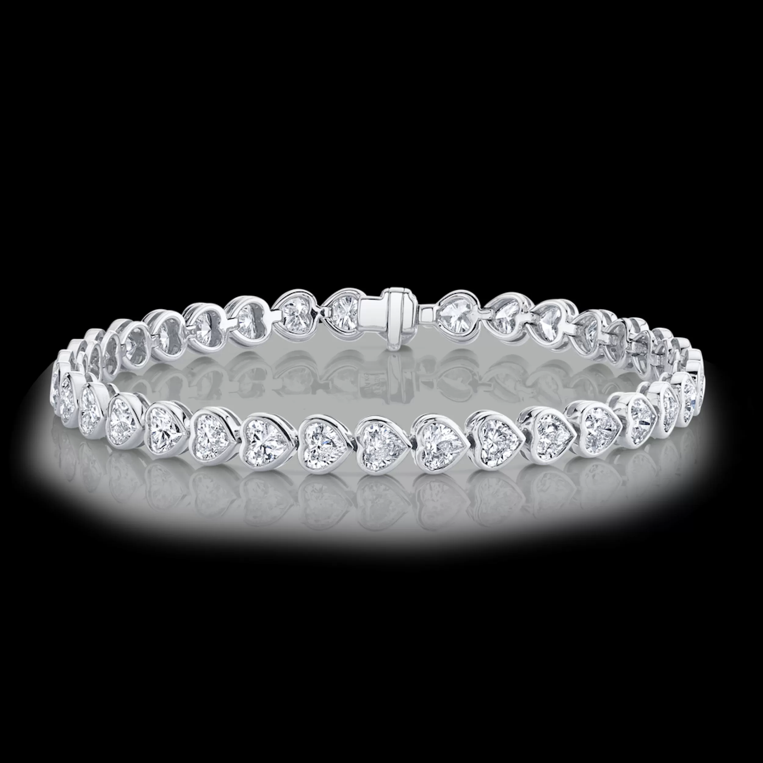 Anita Ko Diamond Link^BEZELED HEART DIAMOND TENNIS BRACELET